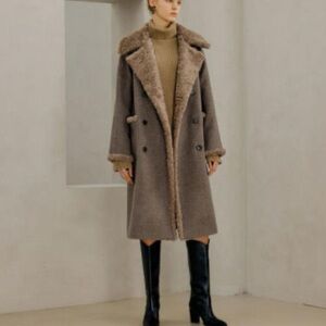 Oversized Shearling wool coat ONE SIZE